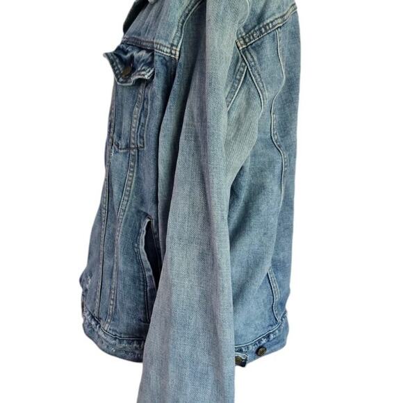 Gap Distressed Denim Jacket - Picture 2 of 7